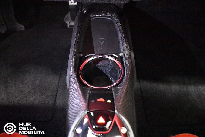 FERRARI FERRARI 296 GTB